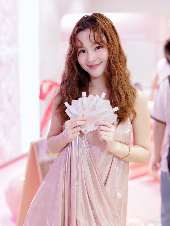 ออม - สุชาร์ มานะยิ่ง