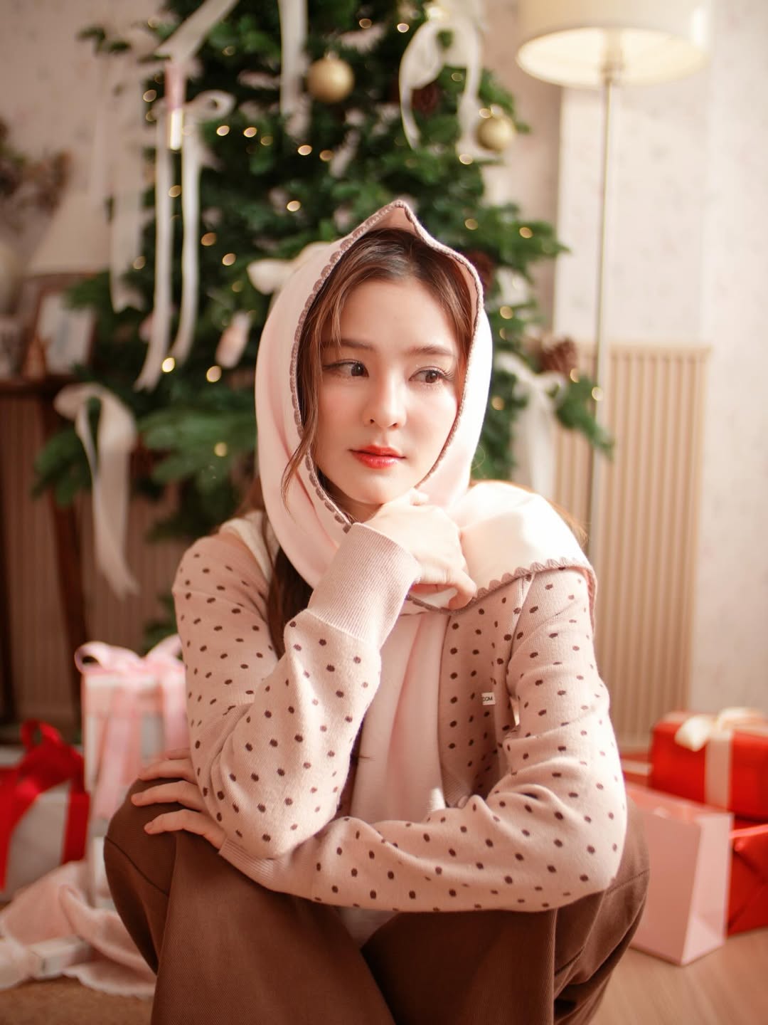 ออม - สุชาร์ มานะยิ่ง