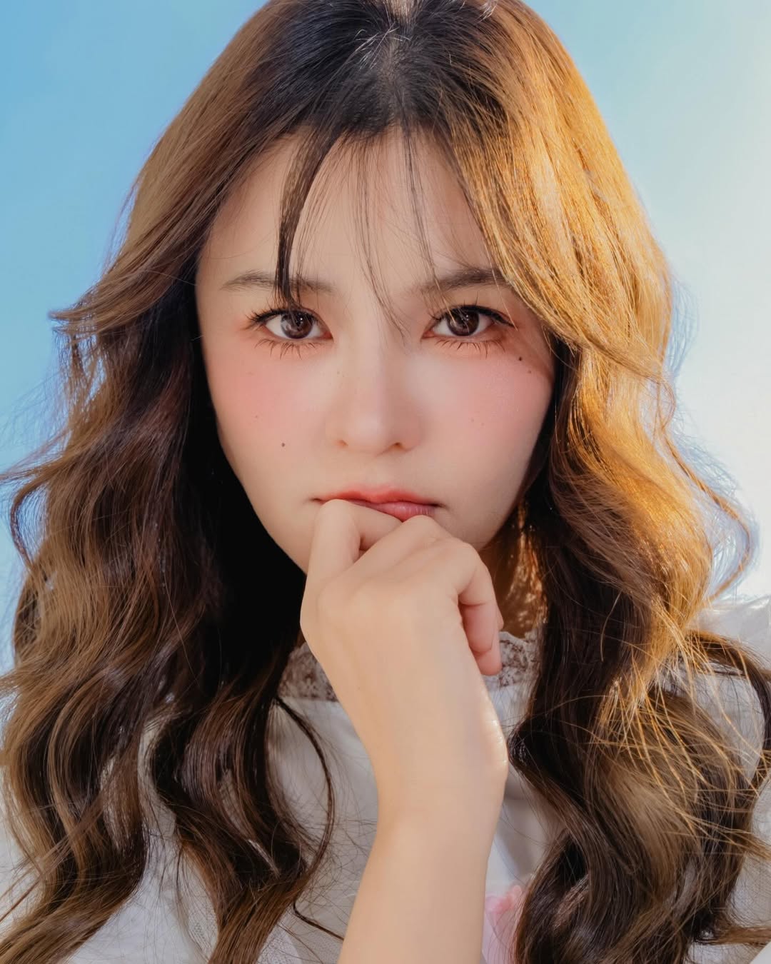 ออม - สุชาร์ มานะยิ่ง