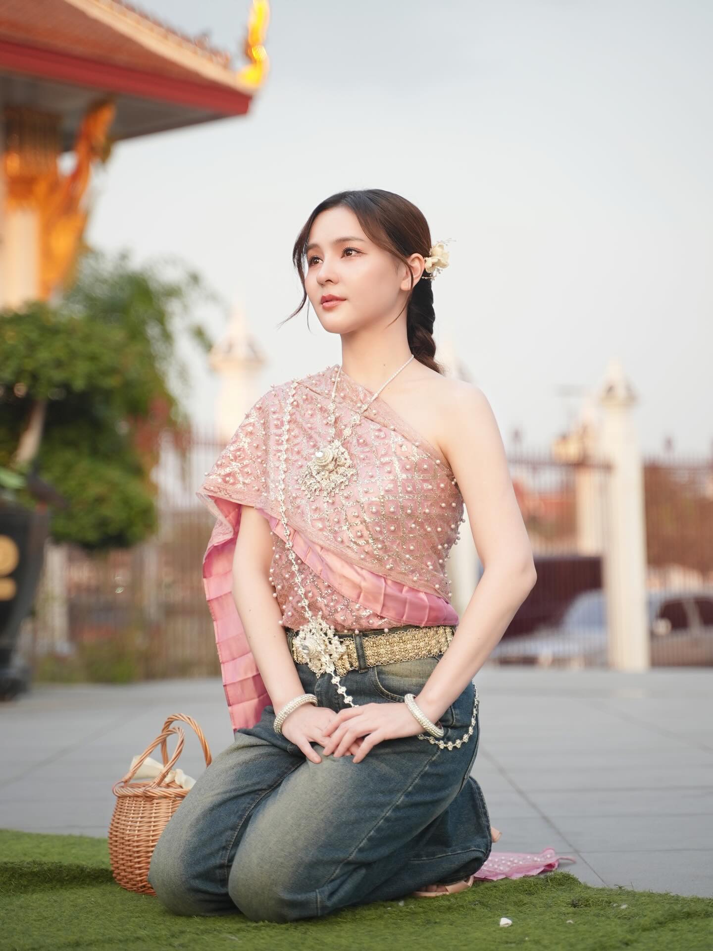 ออม - สุชาร์ มานะยิ่ง