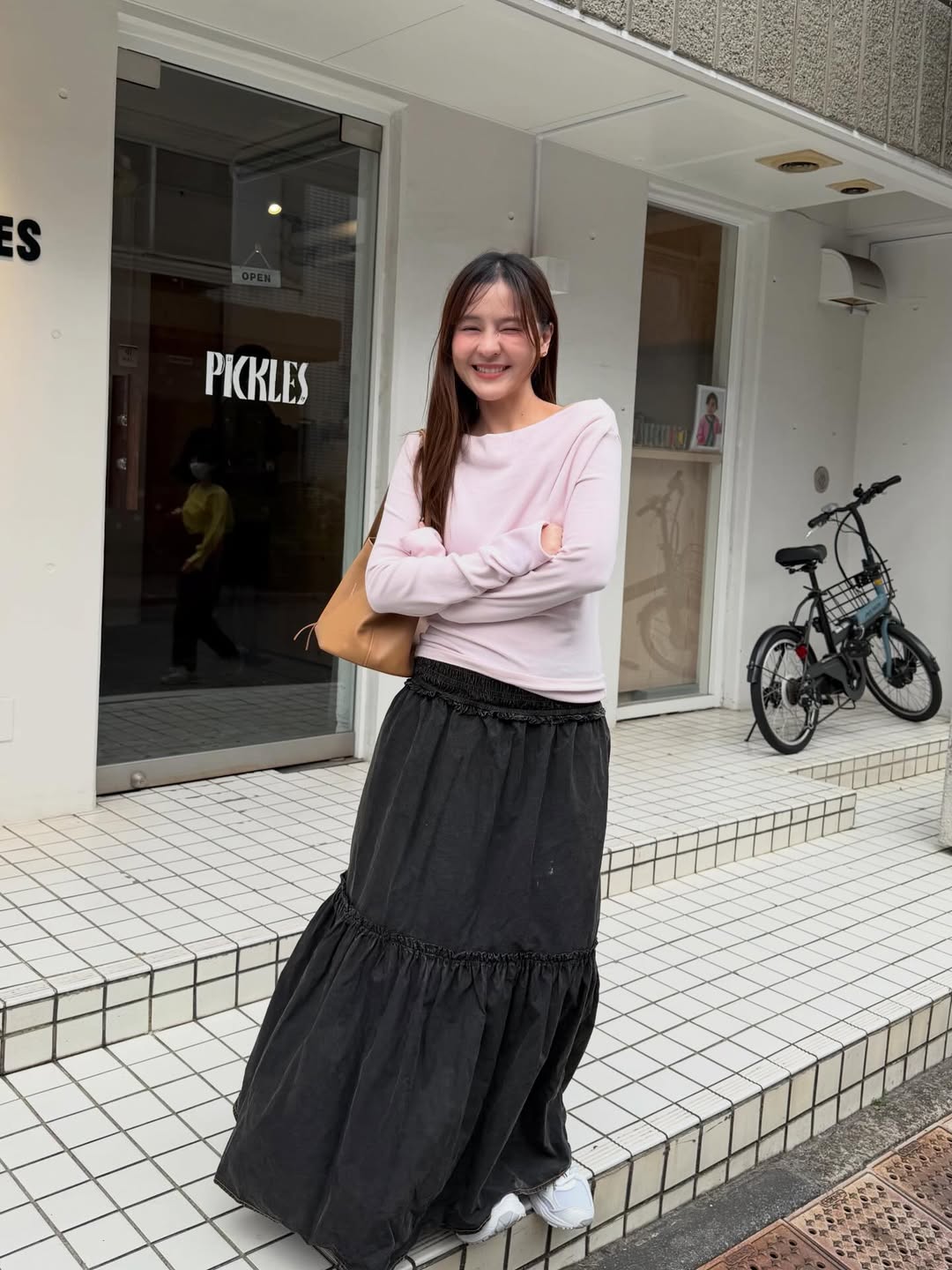 ออม - สุชาร์ มานะยิ่ง