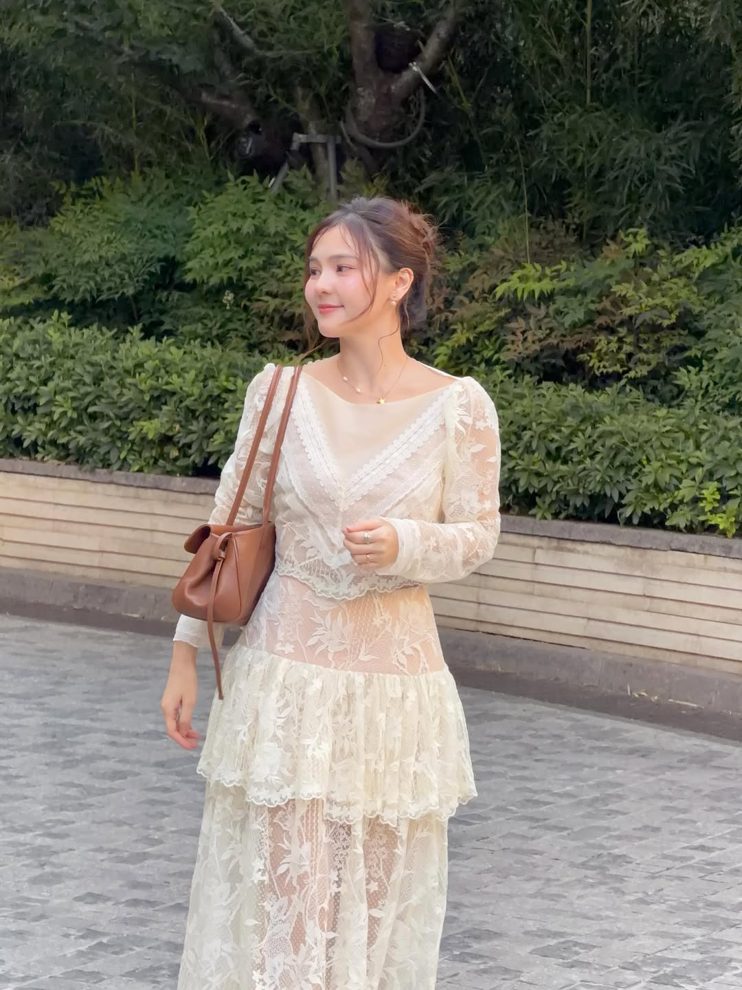 ออม - สุชาร์ มานะยิ่ง