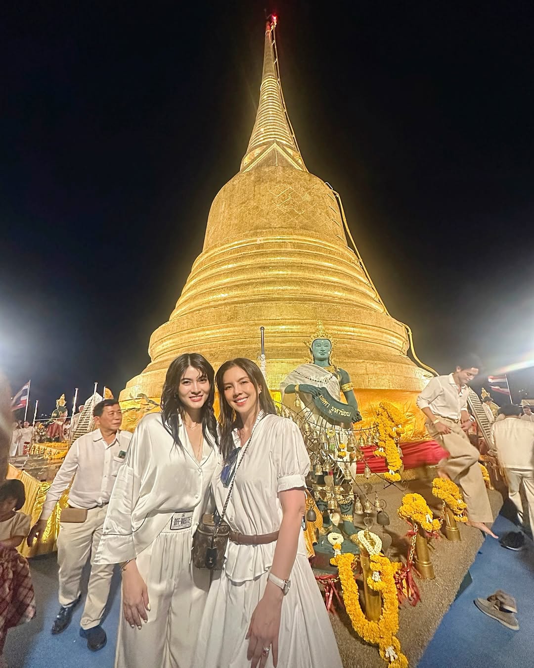ติ๊นา - คริสติน่า อากีล่าร์