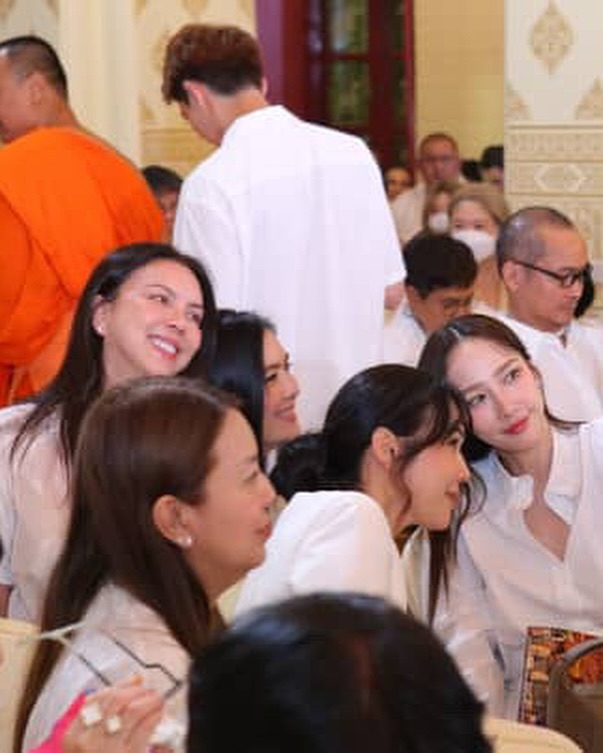 ติ๊นา - คริสติน่า อากีล่าร์