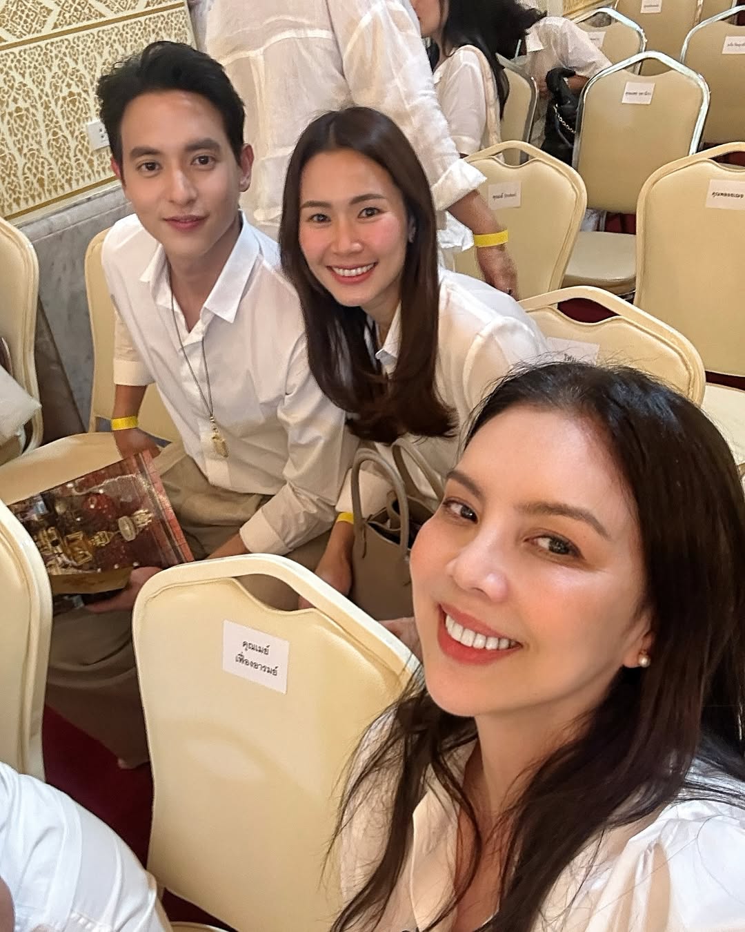 ติ๊นา - คริสติน่า อากีล่าร์