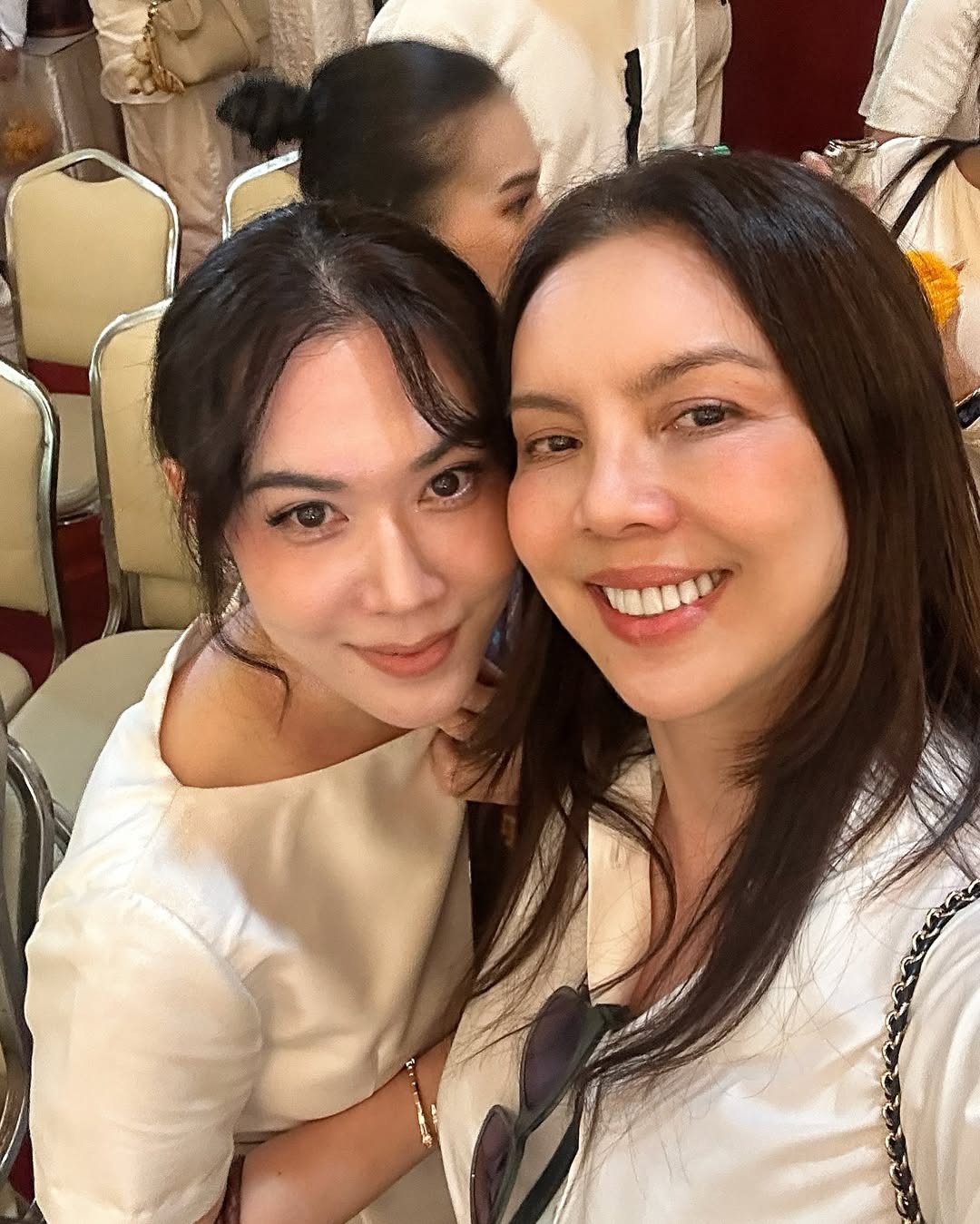 ติ๊นา - คริสติน่า อากีล่าร์