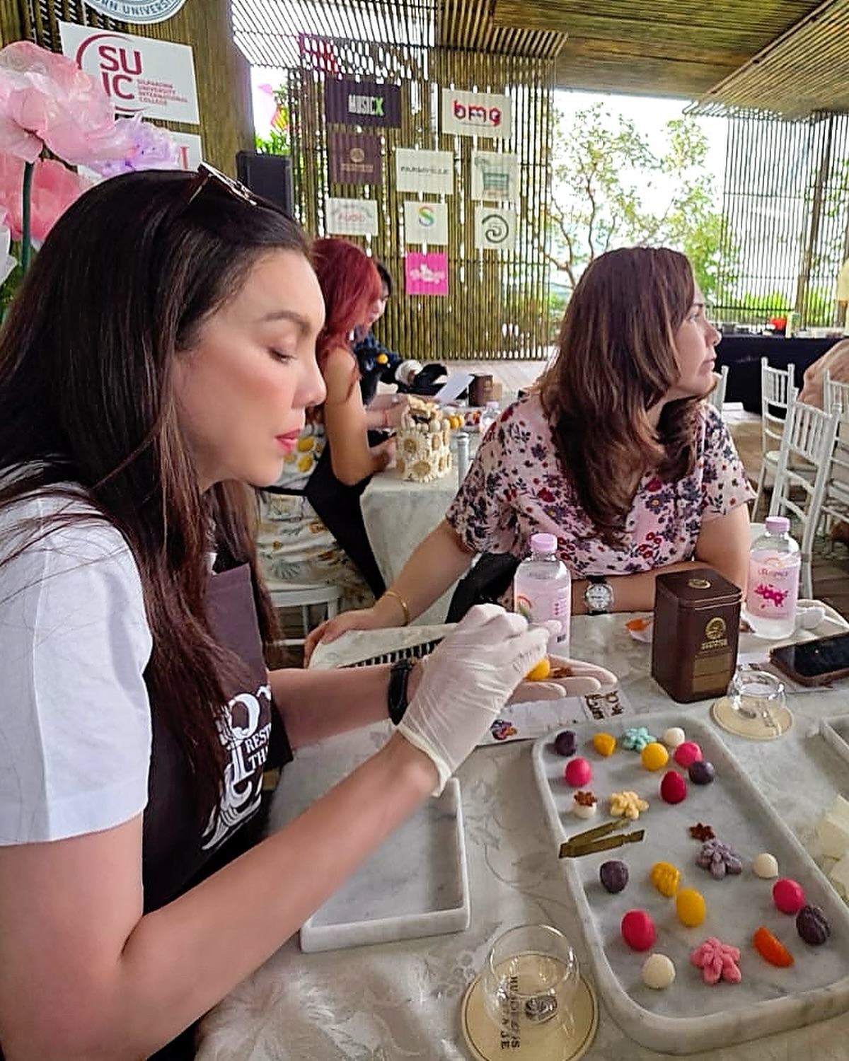 ติ๊นา - คริสติน่า อากีล่าร์