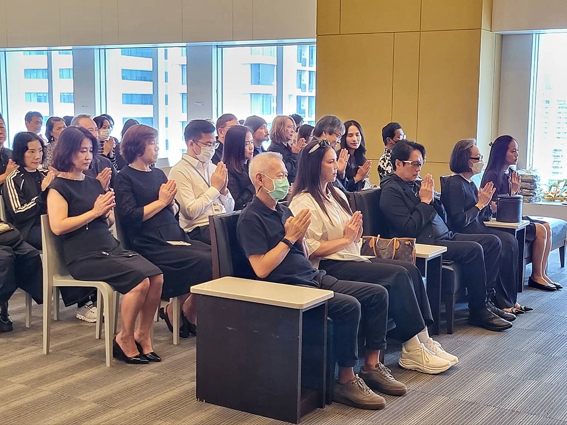 ติ๊นา - คริสติน่า อากีล่าร์