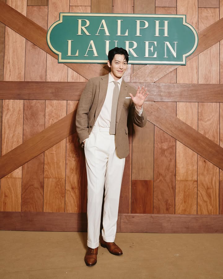 ติ๊นา - คริสติน่า อากีล่าร์