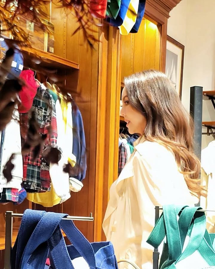 ติ๊นา - คริสติน่า อากีล่าร์