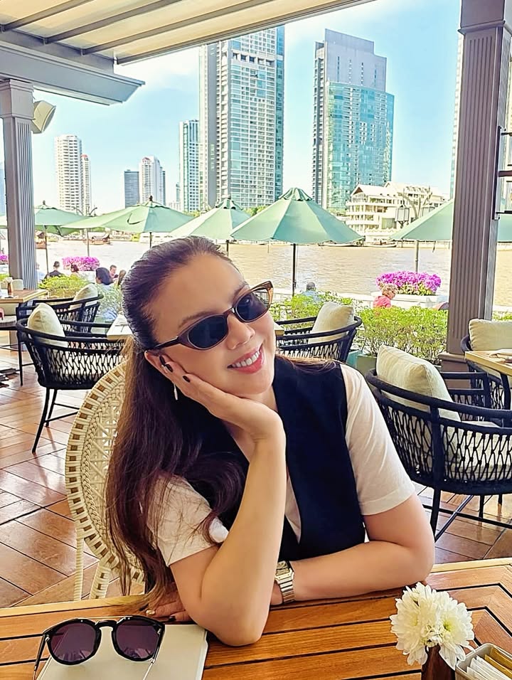 ติ๊นา - คริสติน่า อากีล่าร์