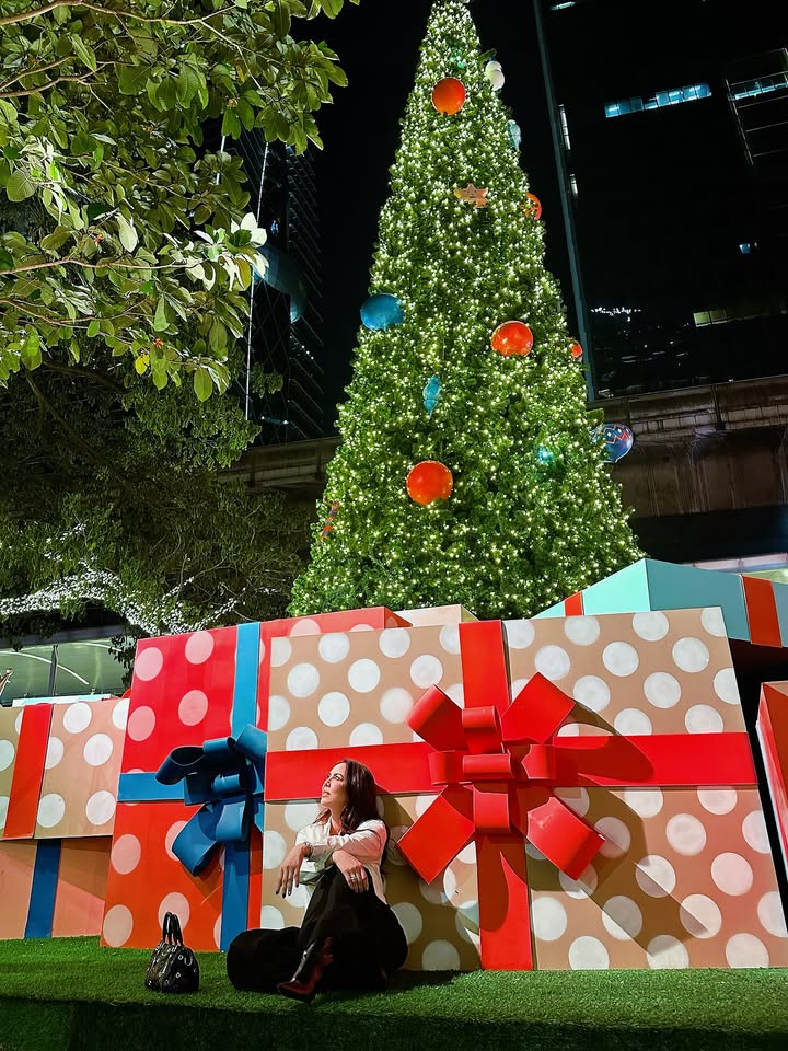 ติ๊นา - คริสติน่า อากีล่าร์