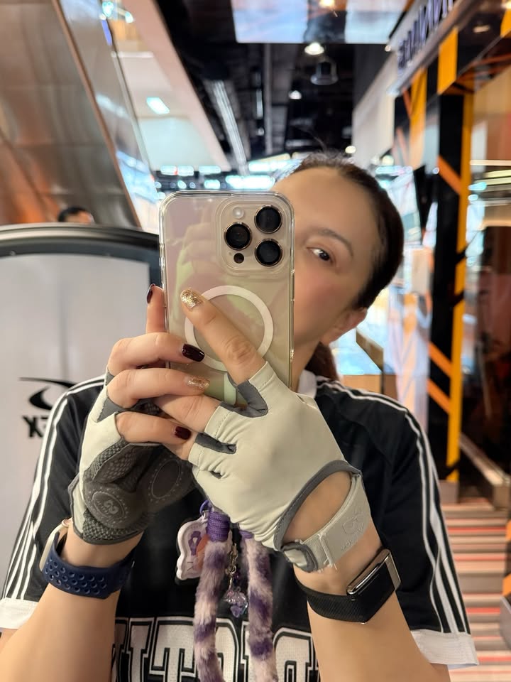 ติ๊นา - คริสติน่า อากีล่าร์