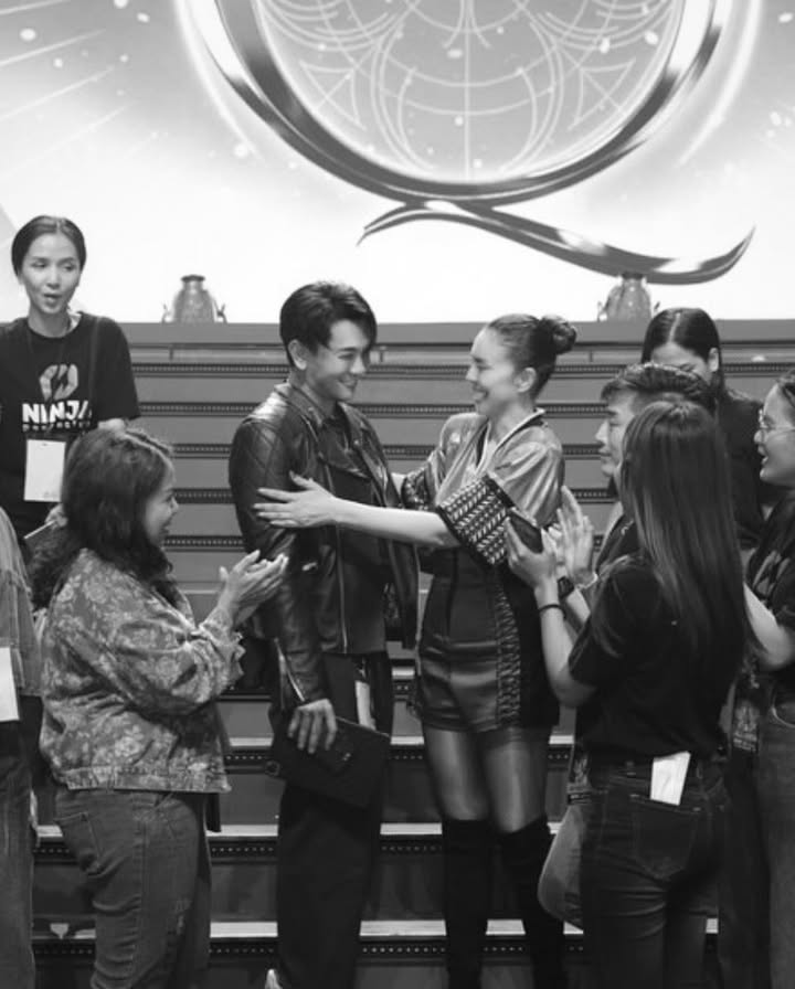 ติ๊นา - คริสติน่า อากีล่าร์