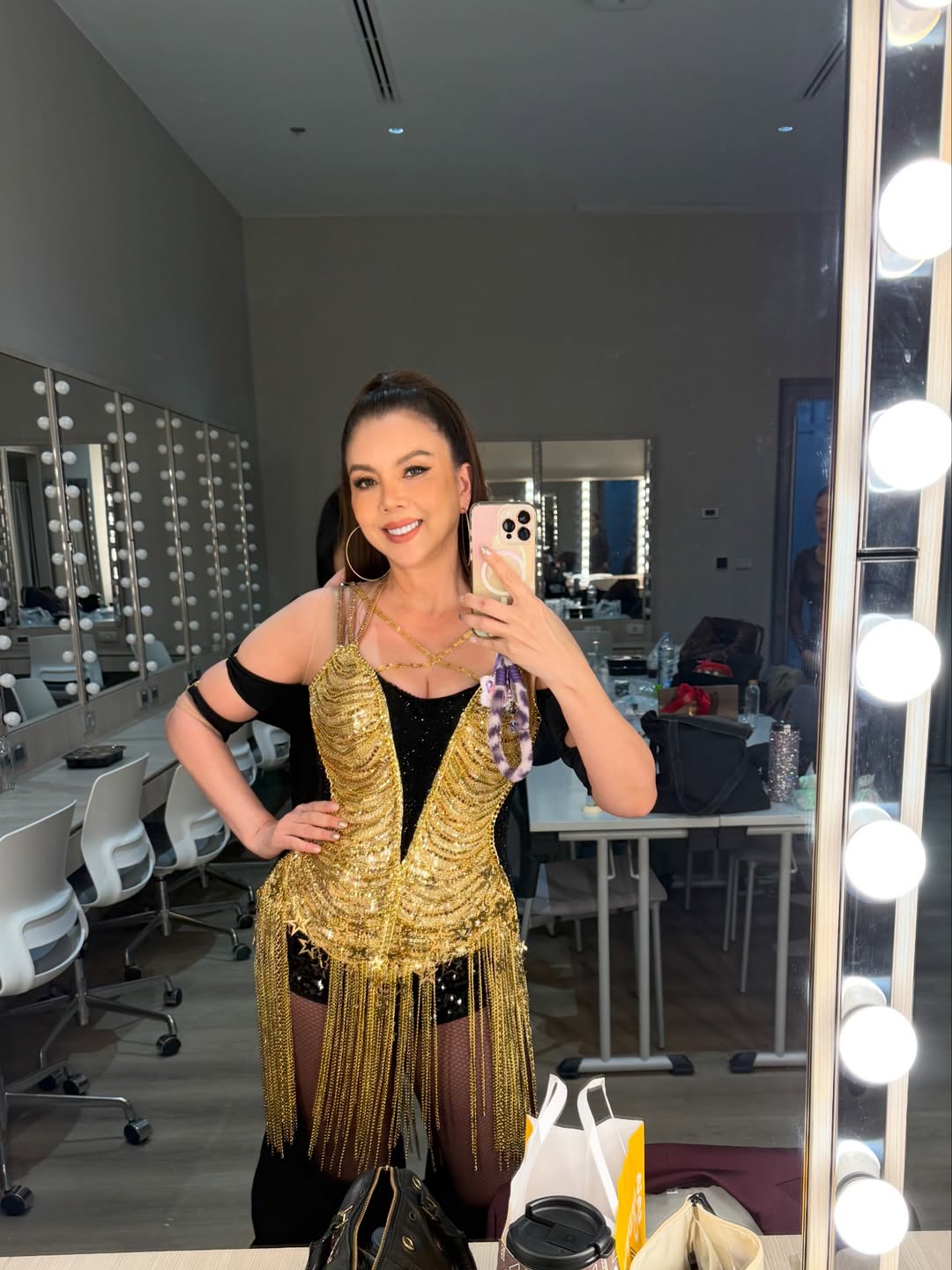 ติ๊นา - คริสติน่า อากีล่าร์