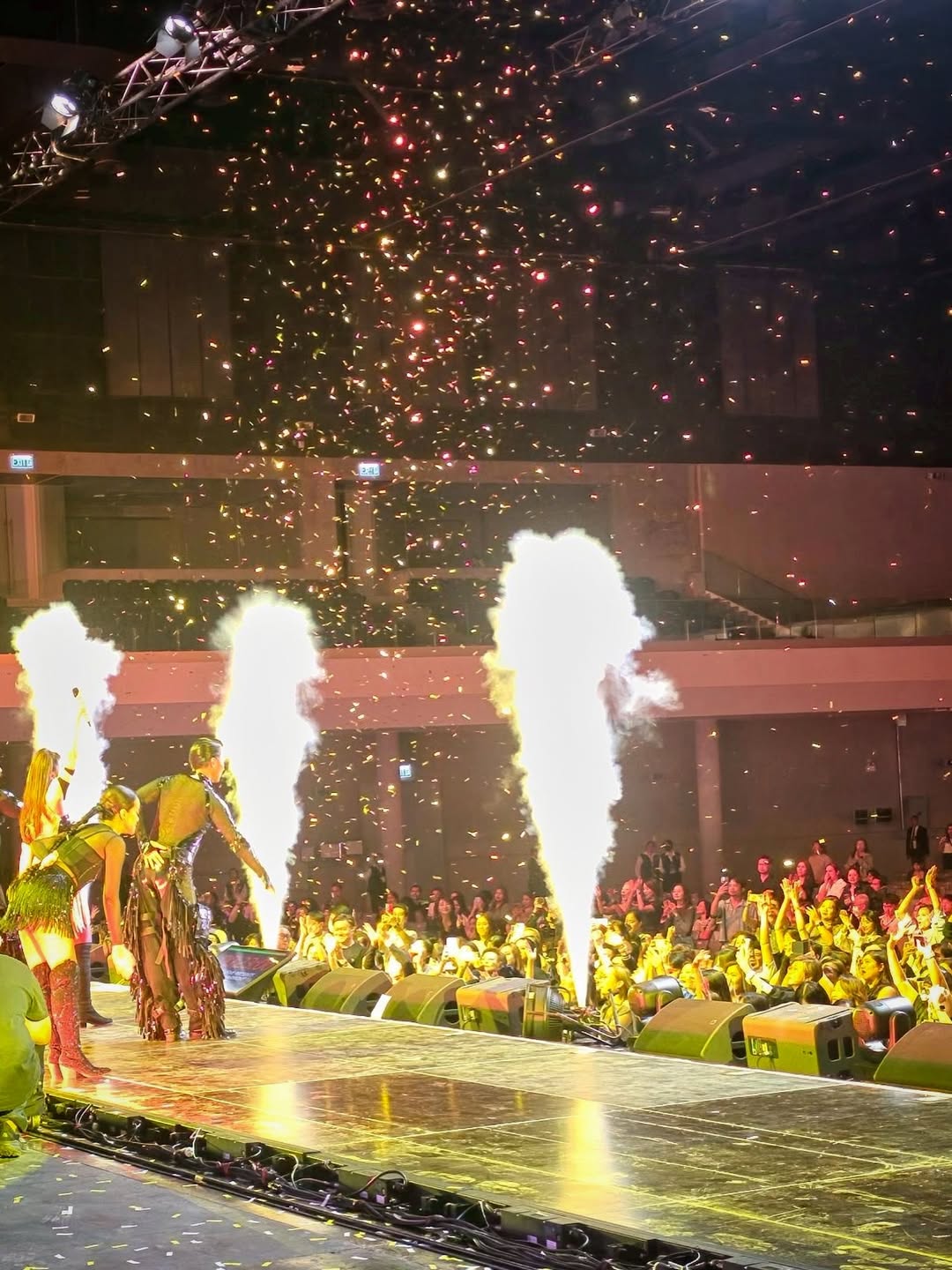 ติ๊นา - คริสติน่า อากีล่าร์