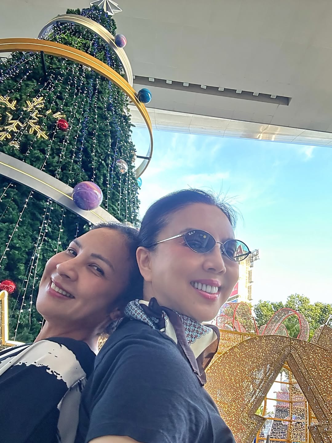 ติ๊นา - คริสติน่า อากีล่าร์