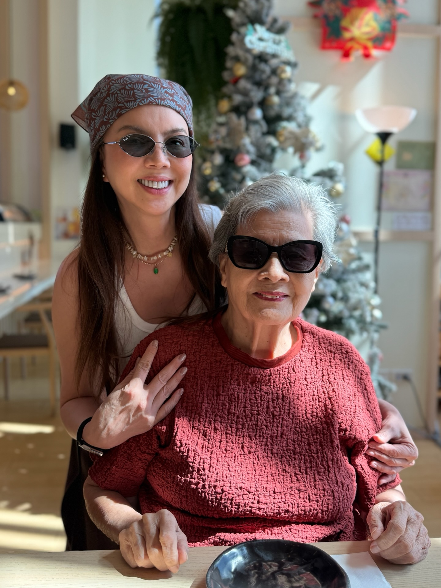 ติ๊นา - คริสติน่า อากีล่าร์