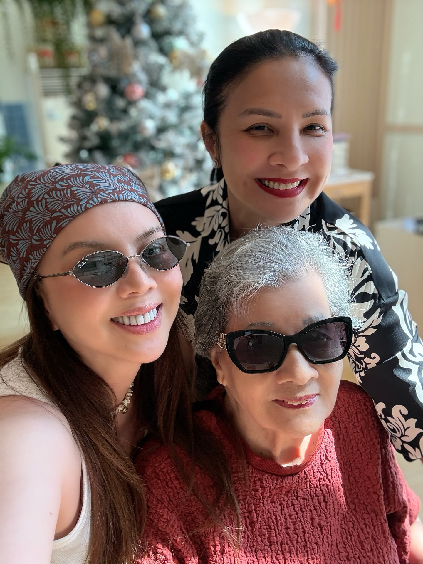 ติ๊นา - คริสติน่า อากีล่าร์