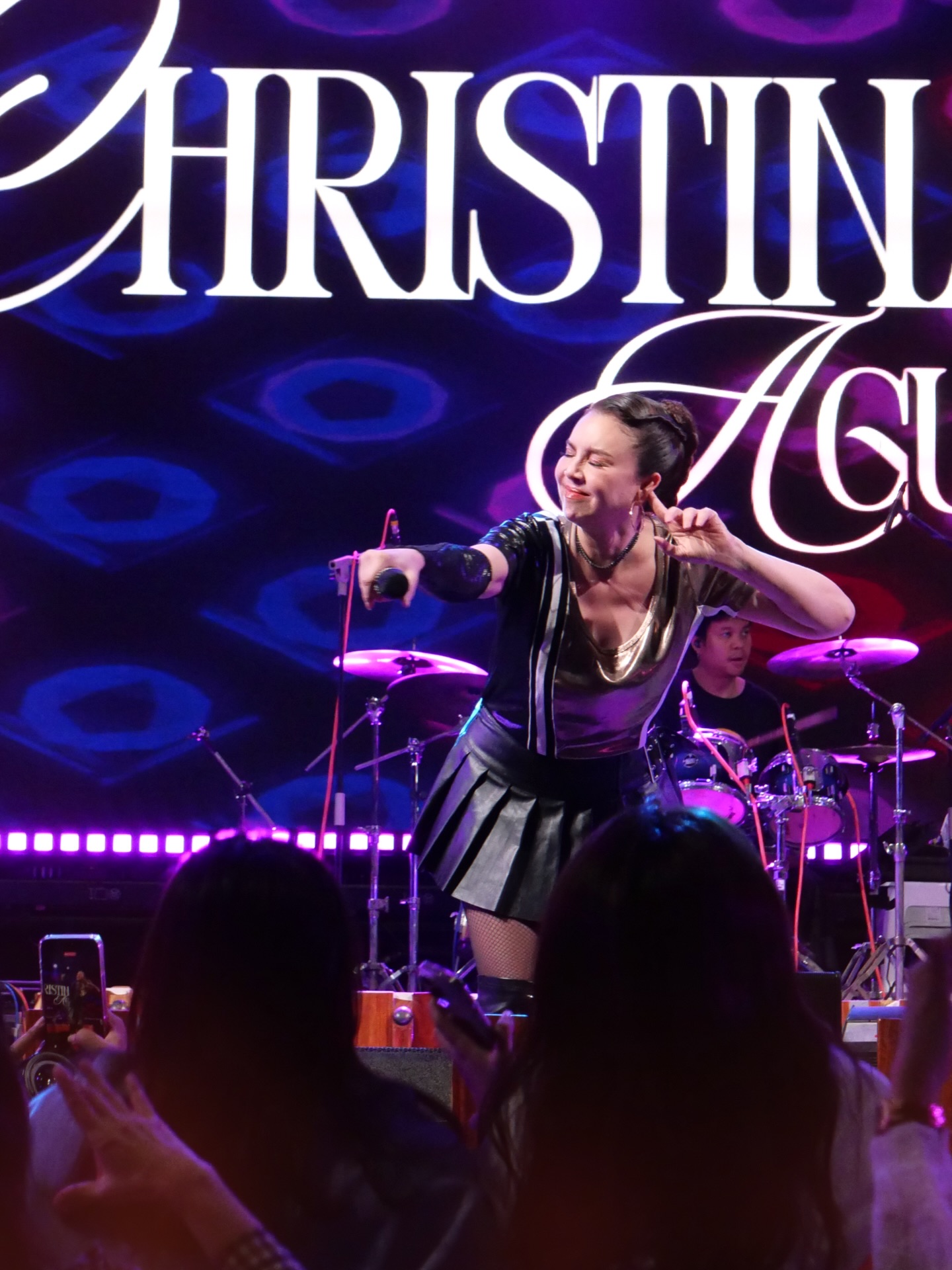 ติ๊นา - คริสติน่า อากีล่าร์