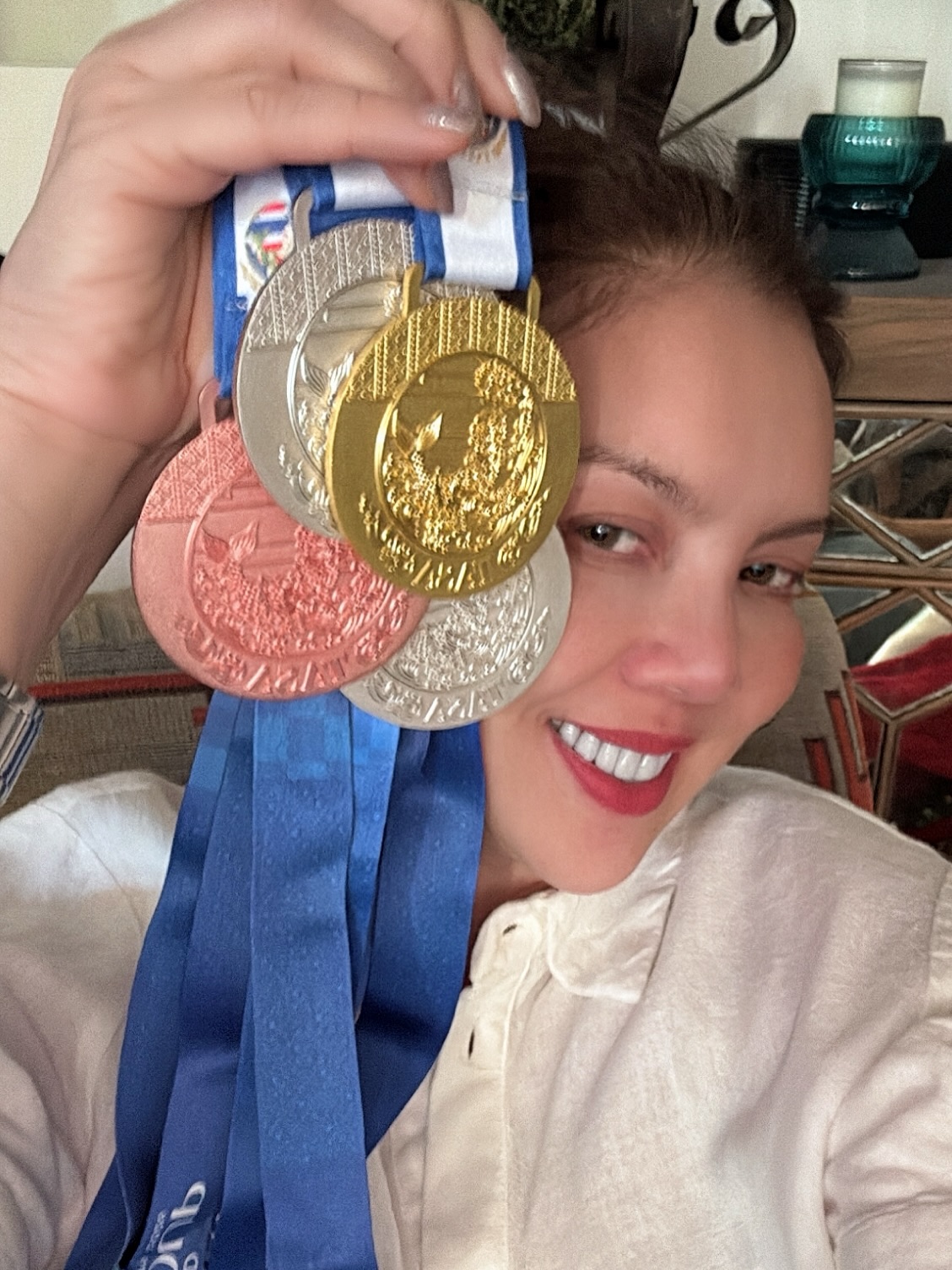 ติ๊นา - คริสติน่า อากีล่าร์