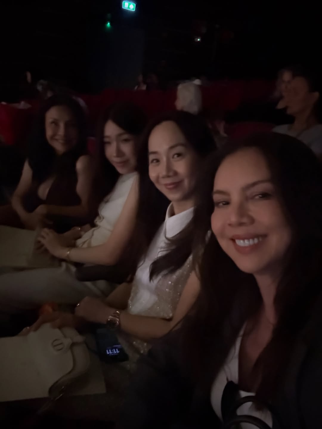 ติ๊นา - คริสติน่า อากีล่าร์