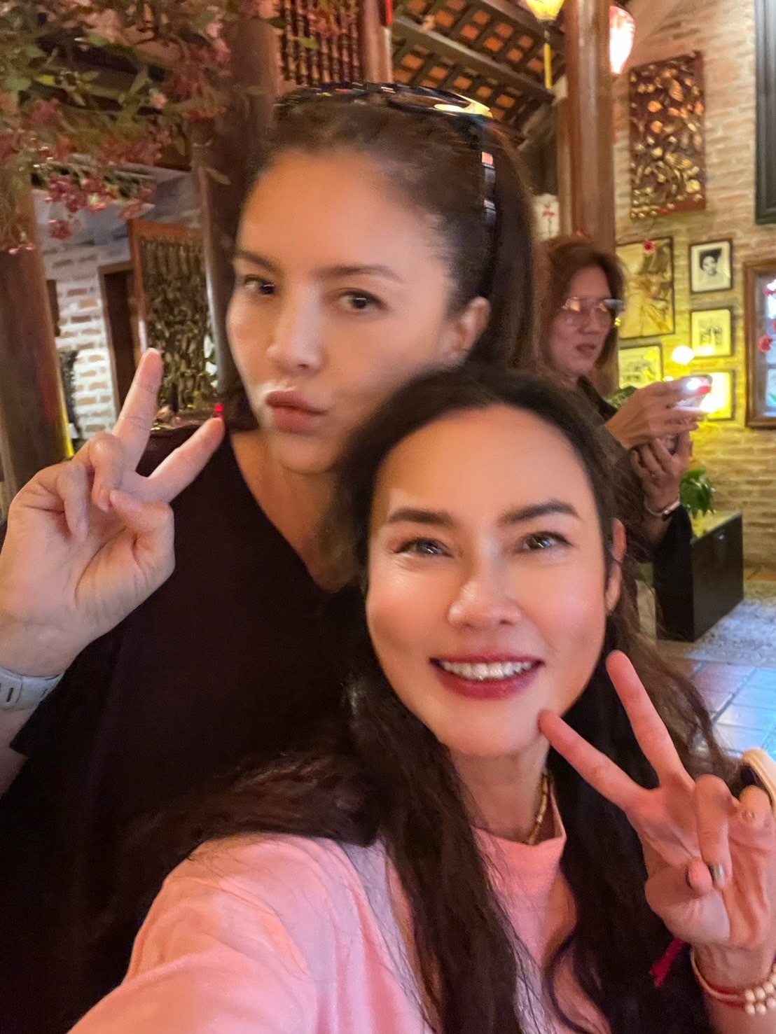ติ๊นา - คริสติน่า อากีล่าร์