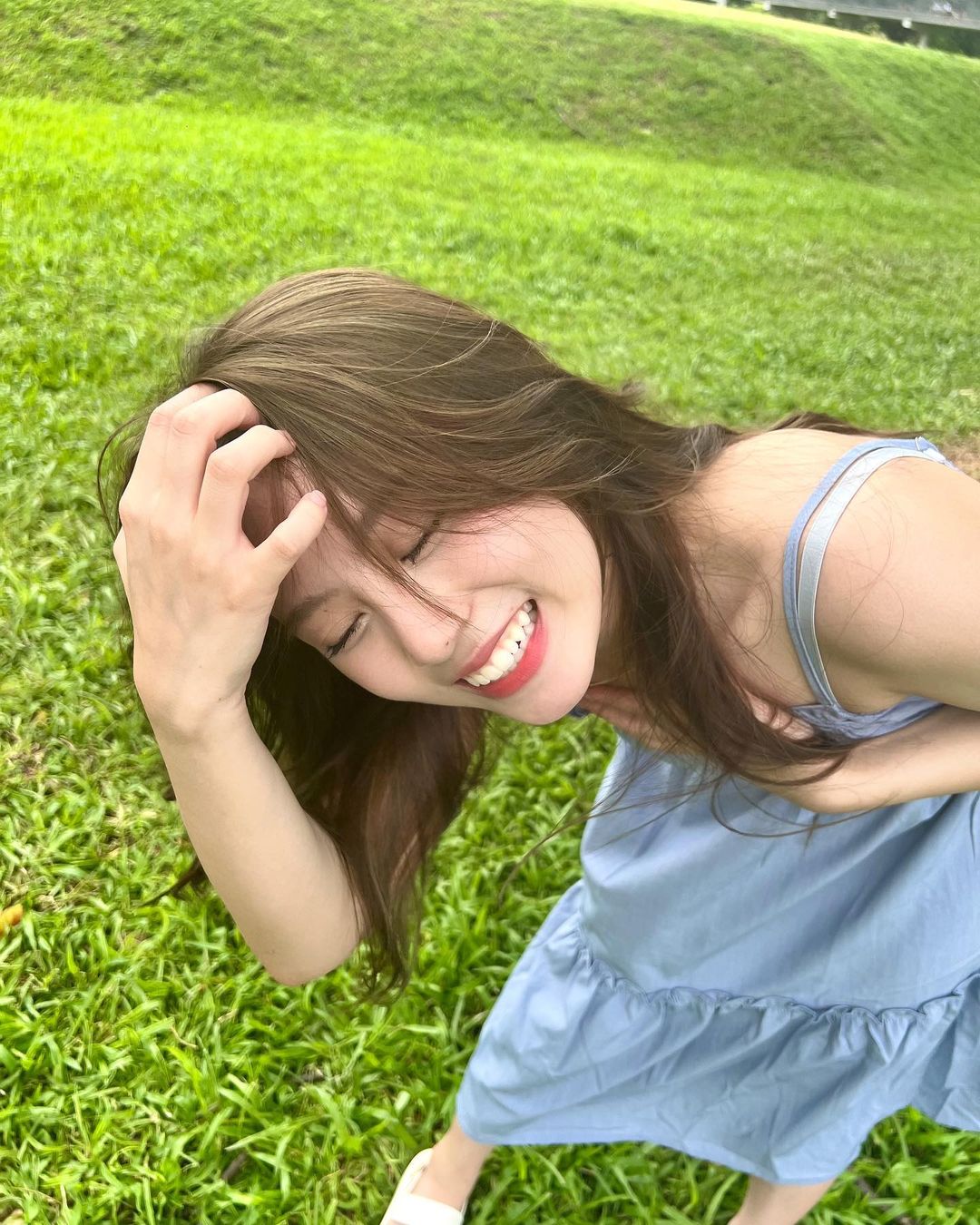 ฟ้อนด์ - ณัฐทิชา จันทรวารีเลขา