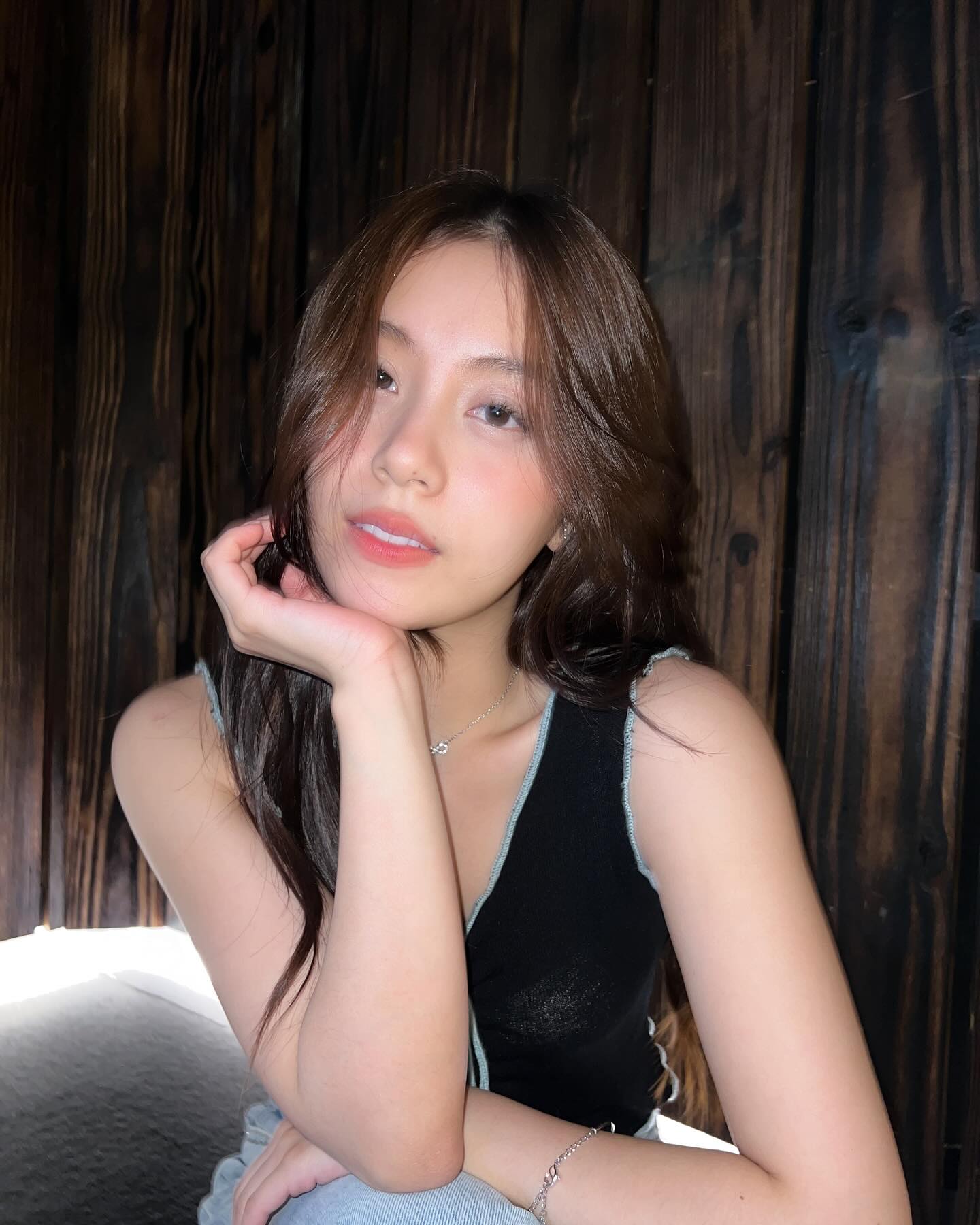 ฟ้อนด์ - ณัฐทิชา จันทรวารีเลขา