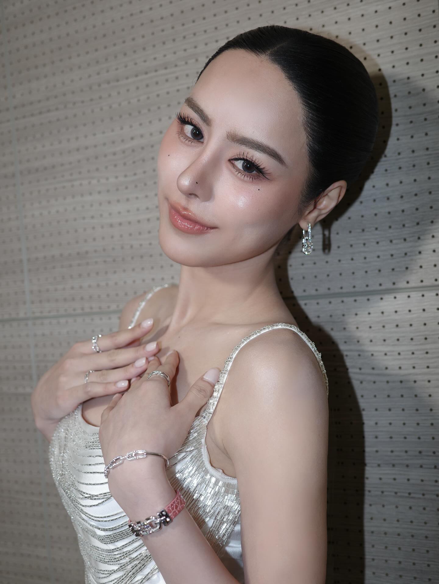 พีพี - ปุญญ์ปรีดี คุ้มพร้อม รอดสวาสดิ์