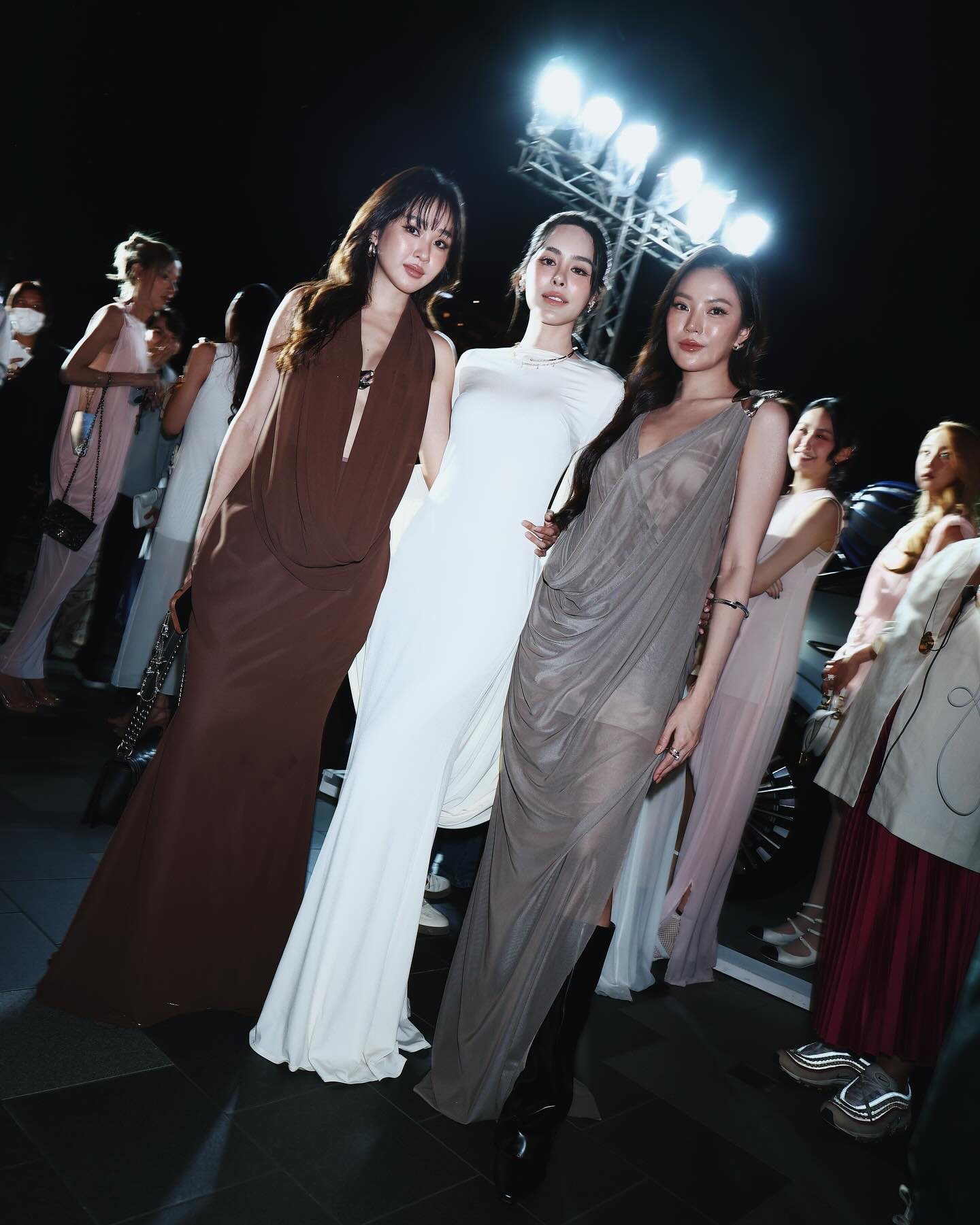 พีพี - ปุญญ์ปรีดี คุ้มพร้อม รอดสวาสดิ์