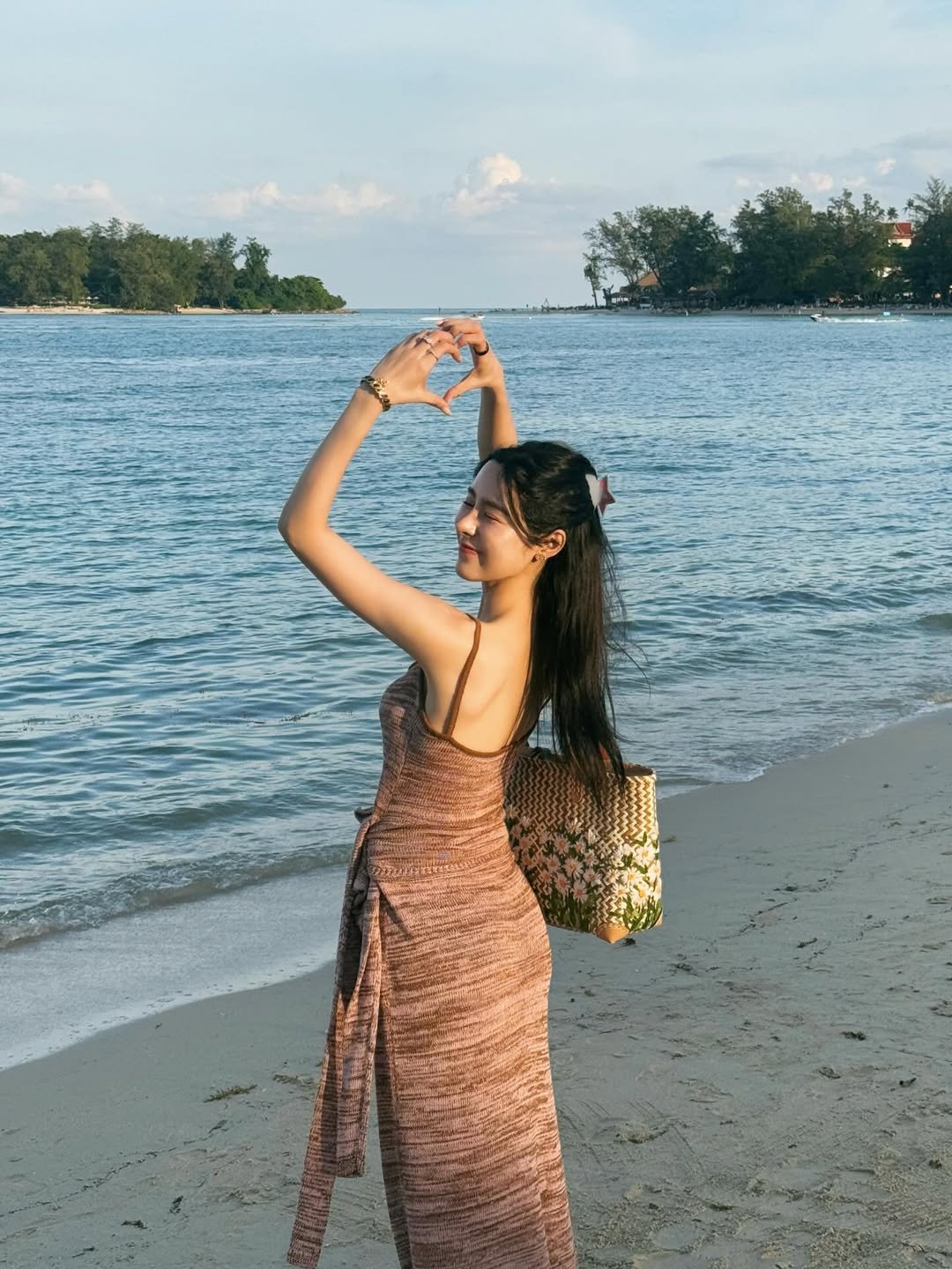 พีพี - ปุญญ์ปรีดี คุ้มพร้อม รอดสวาสดิ์