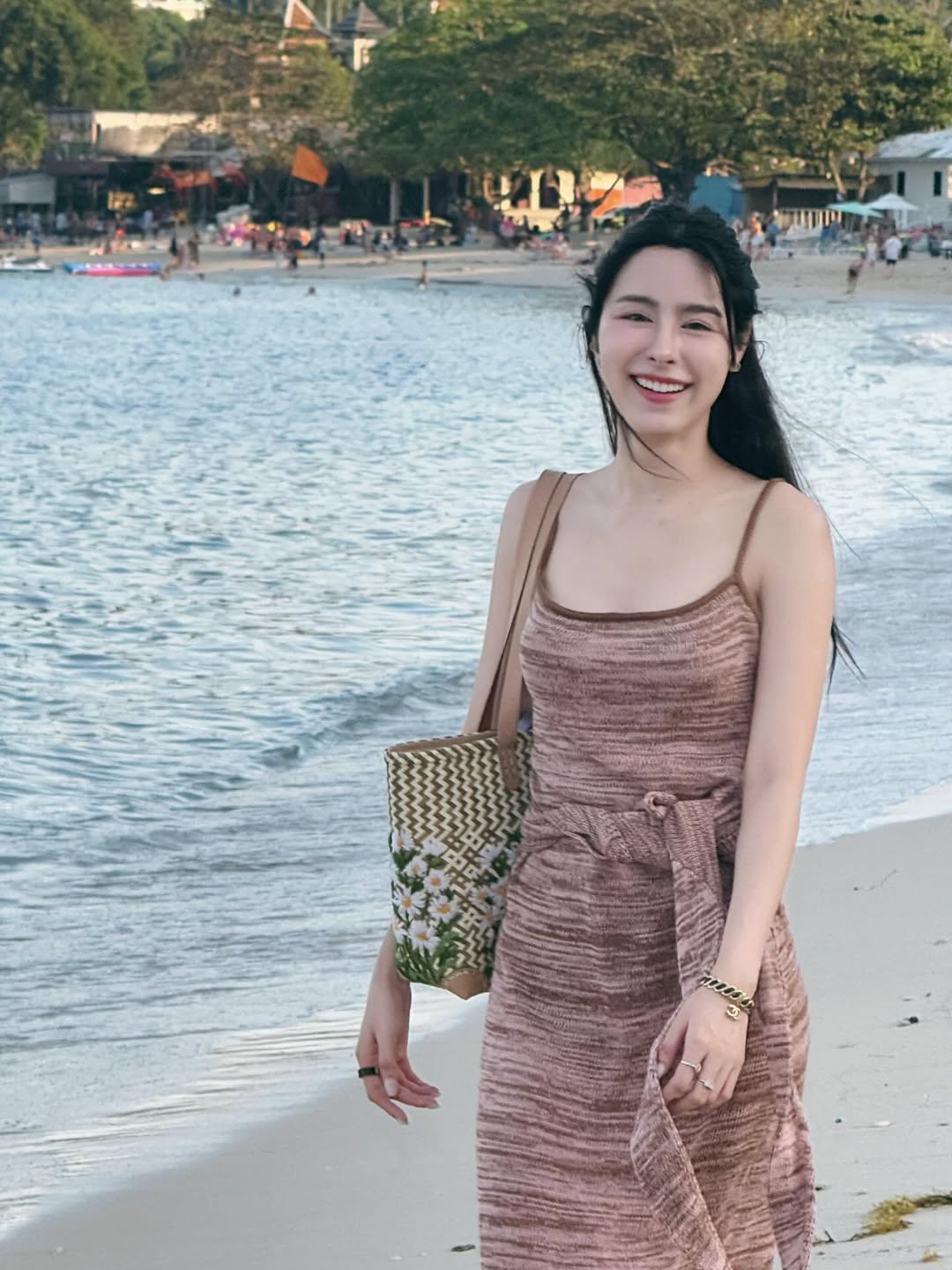 พีพี - ปุญญ์ปรีดี คุ้มพร้อม รอดสวาสดิ์