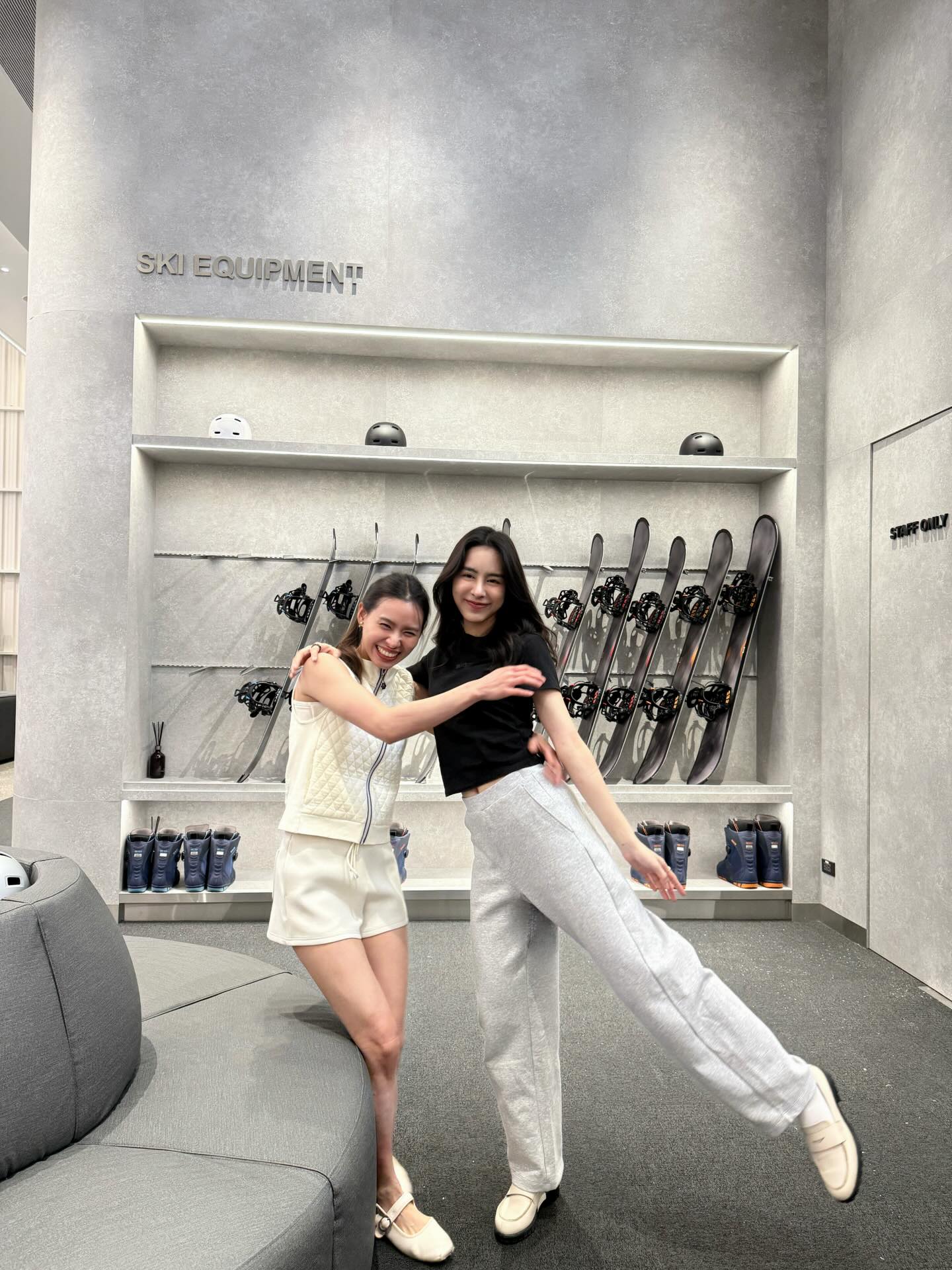 พีพี - ปุญญ์ปรีดี คุ้มพร้อม รอดสวาสดิ์