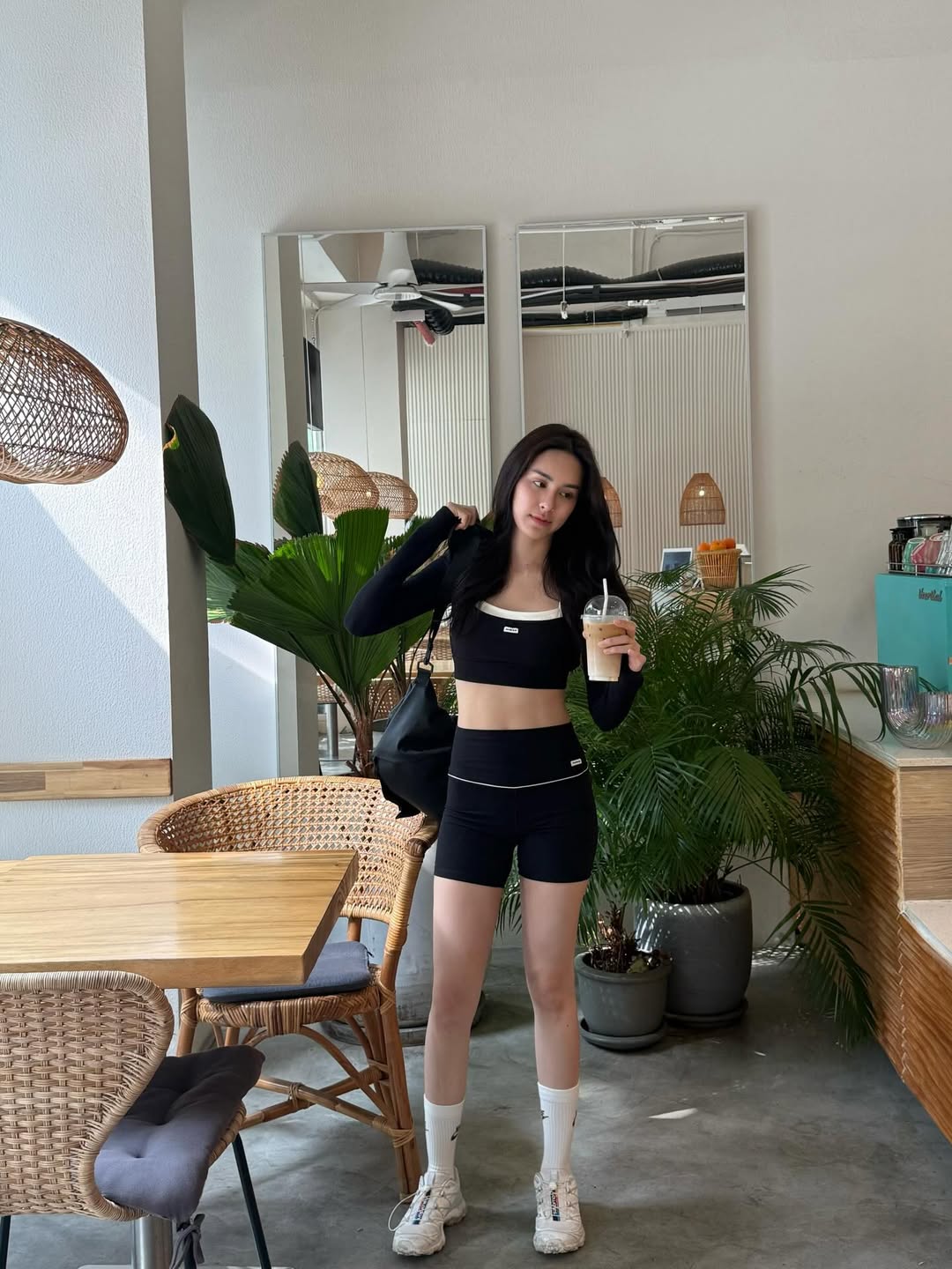 พีพี - ปุญญ์ปรีดี คุ้มพร้อม รอดสวาสดิ์