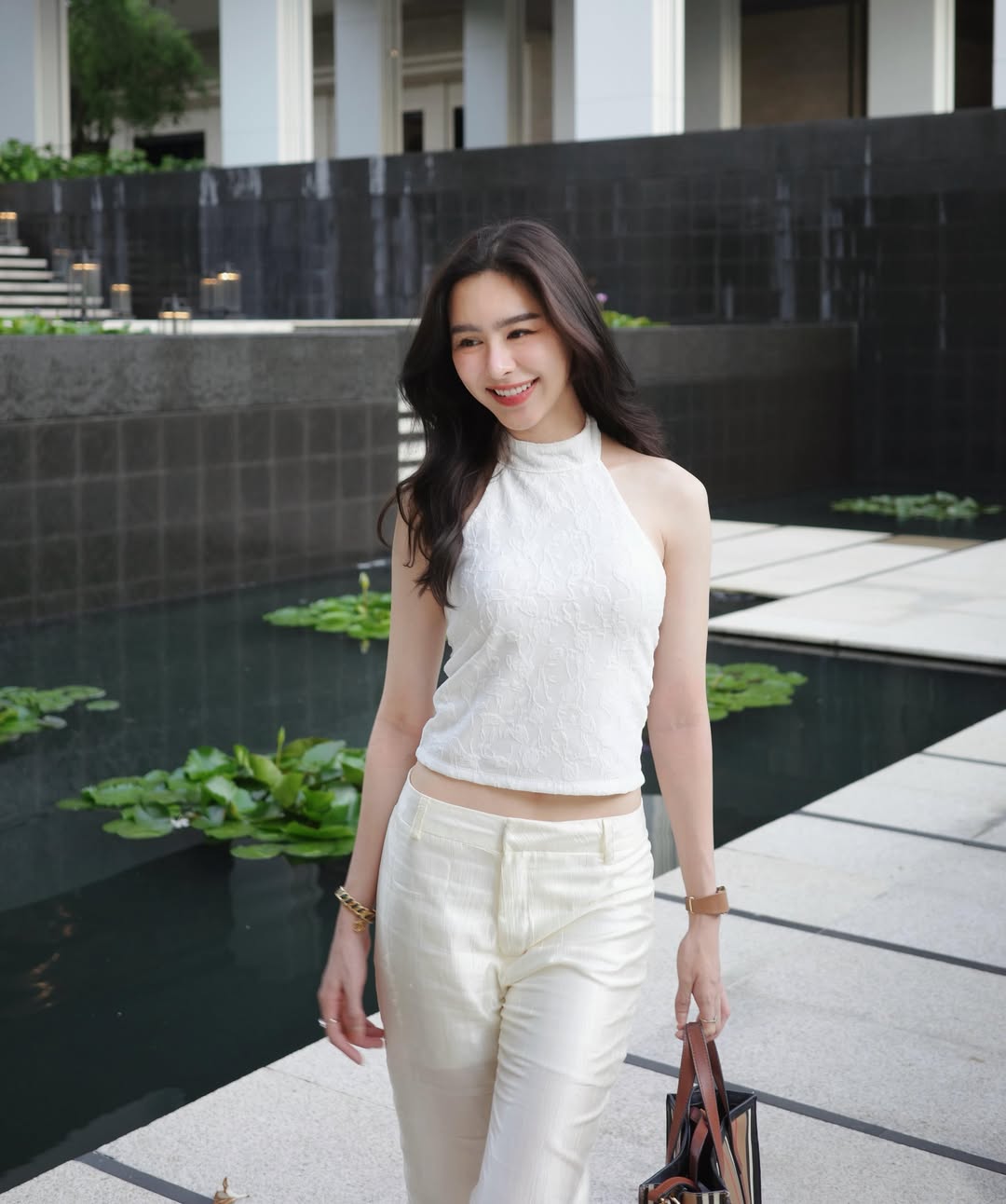 พีพี - ปุญญ์ปรีดี คุ้มพร้อม รอดสวาสดิ์