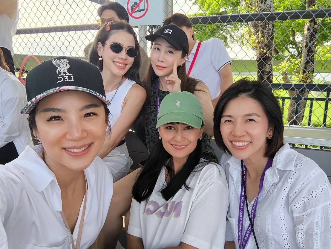เอ๋ - พรทิพย์ สกิดใจ