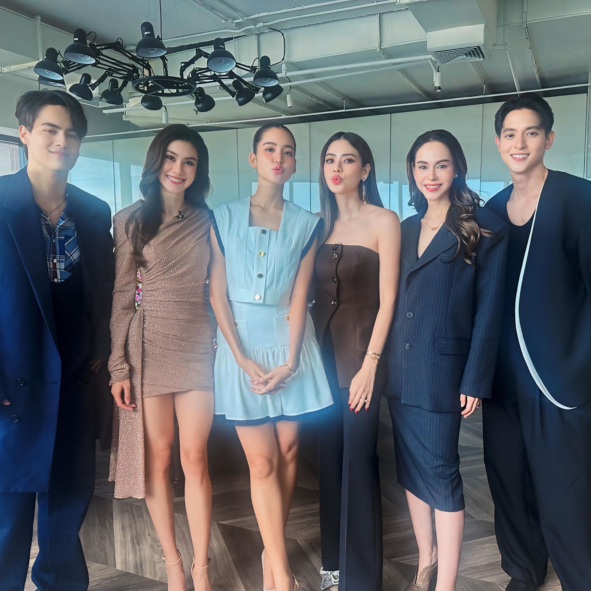 เอ๋ - พรทิพย์ สกิดใจ
