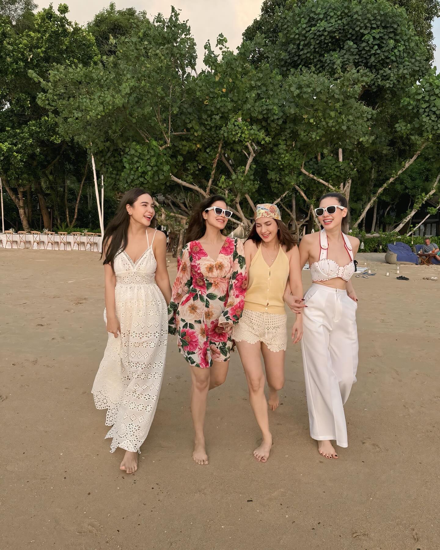 เอ๋ - พรทิพย์ สกิดใจ