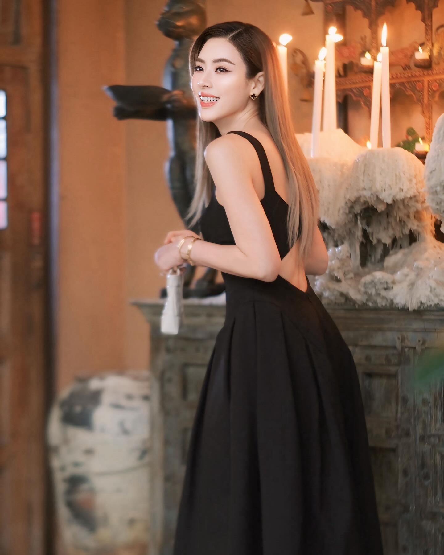 เอ๋ - พรทิพย์ สกิดใจ