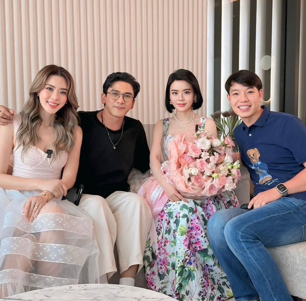 เอ๋ - พรทิพย์ สกิดใจ