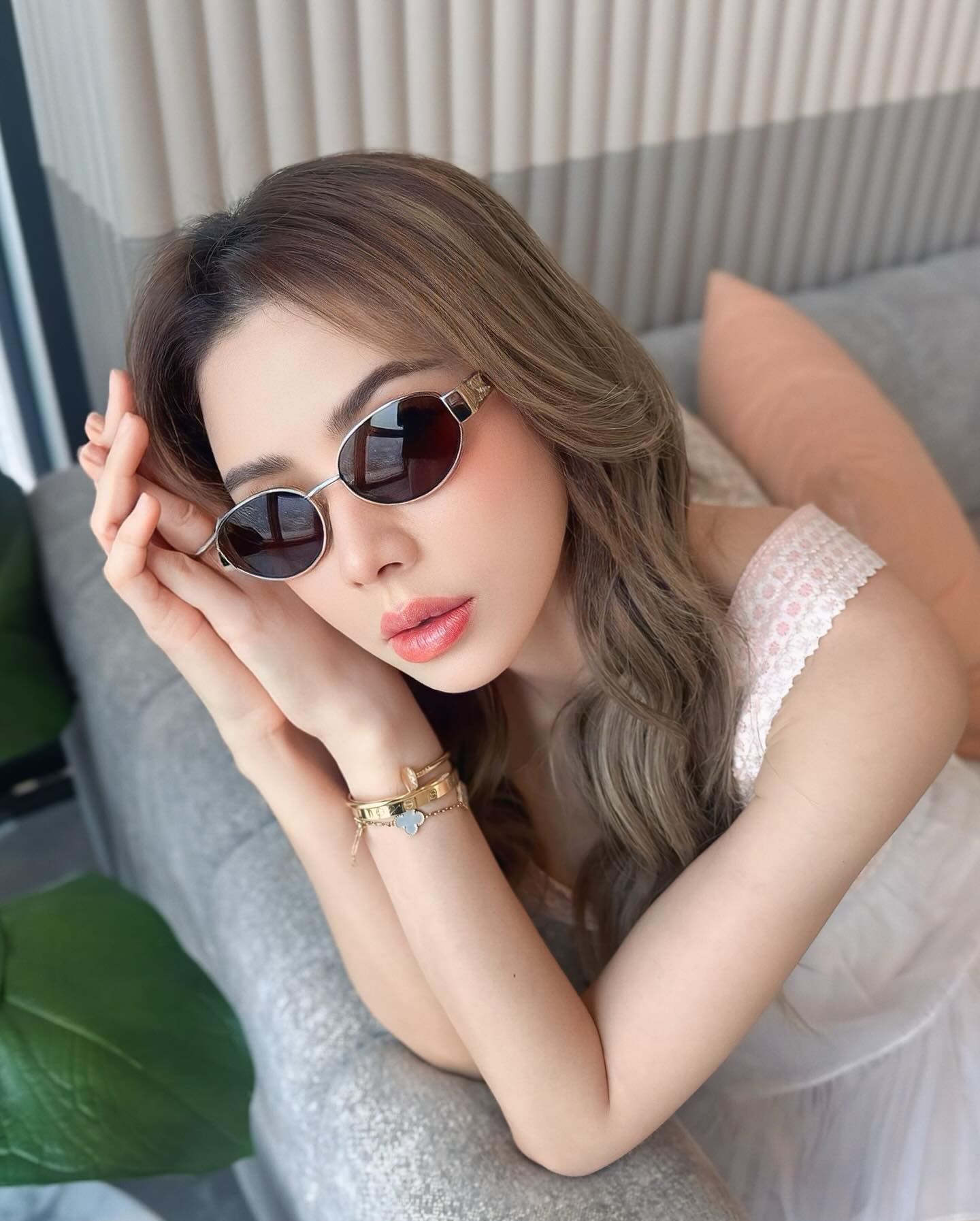 เอ๋ - พรทิพย์ สกิดใจ