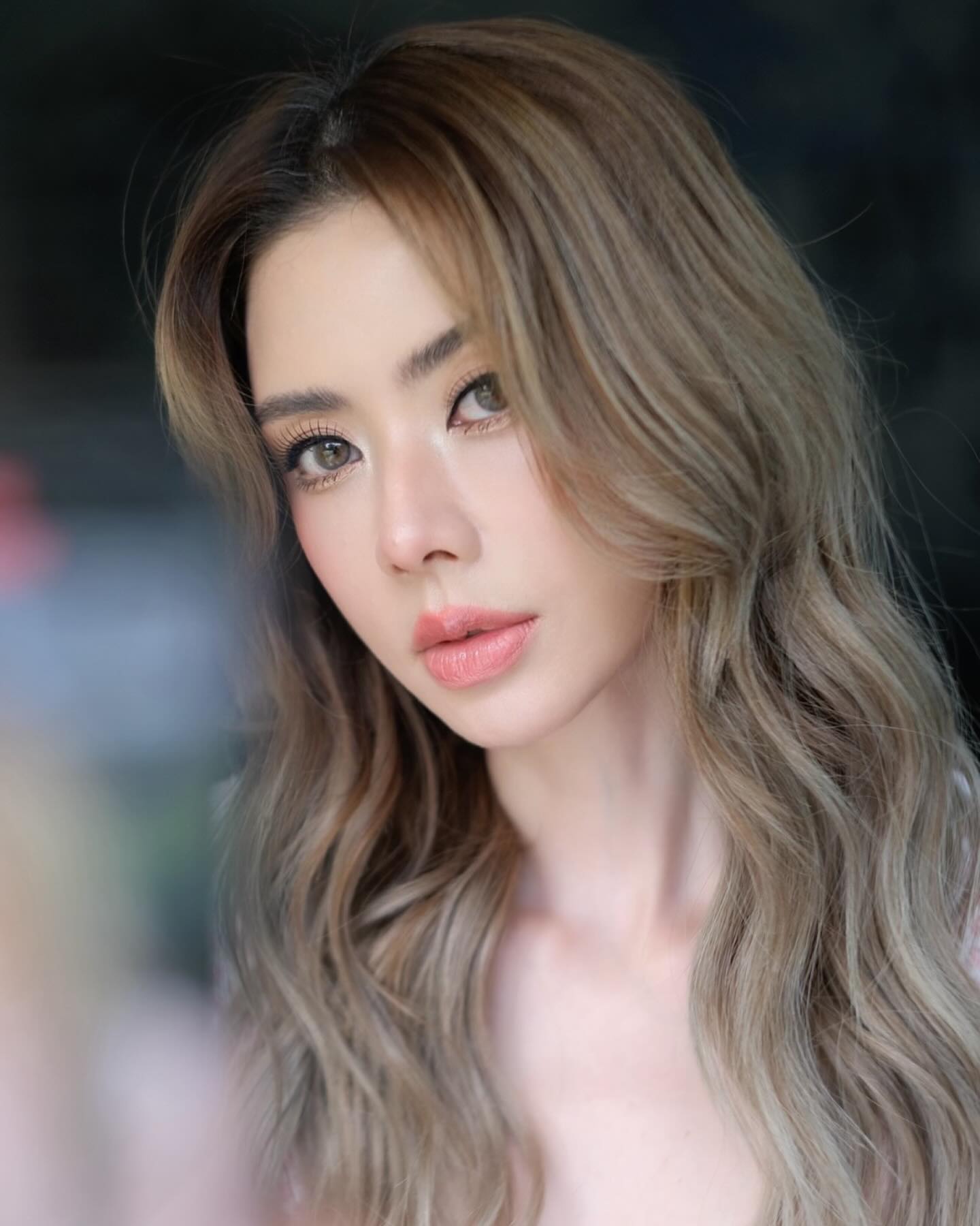 เอ๋ - พรทิพย์ สกิดใจ