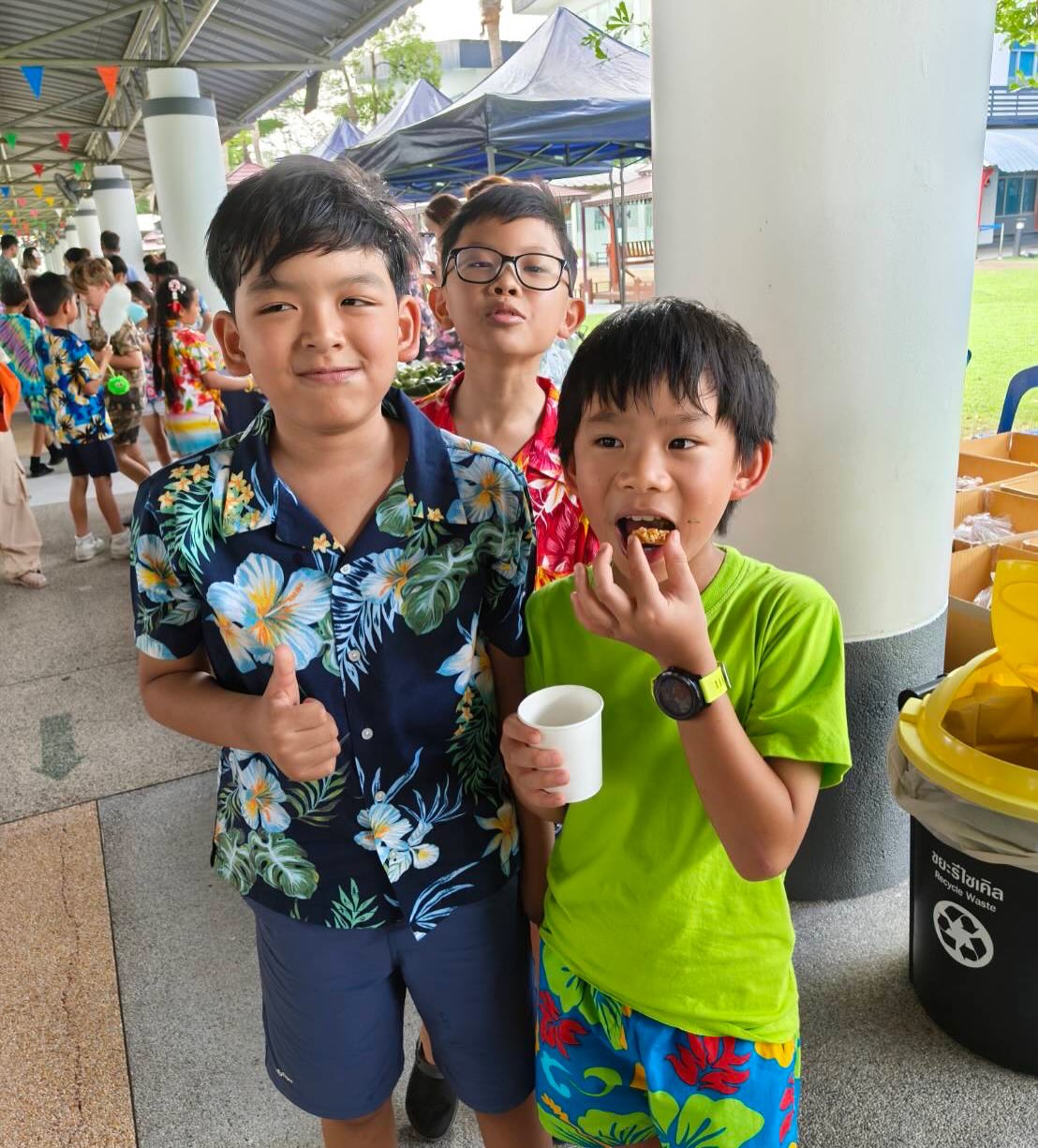 เอ๋ - พรทิพย์ สกิดใจ