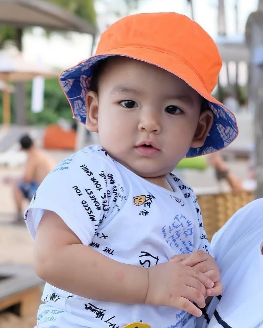 เอ๋ - พรทิพย์ สกิดใจ