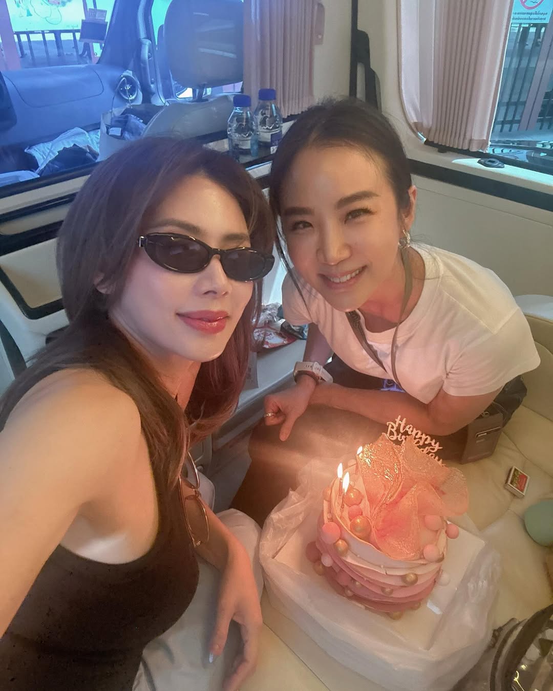 เอ๋ - พรทิพย์ สกิดใจ