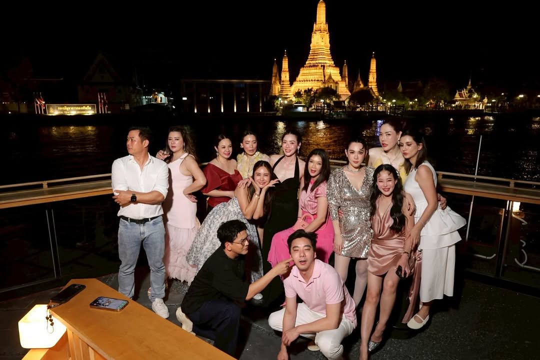เอ๋ - พรทิพย์ สกิดใจ