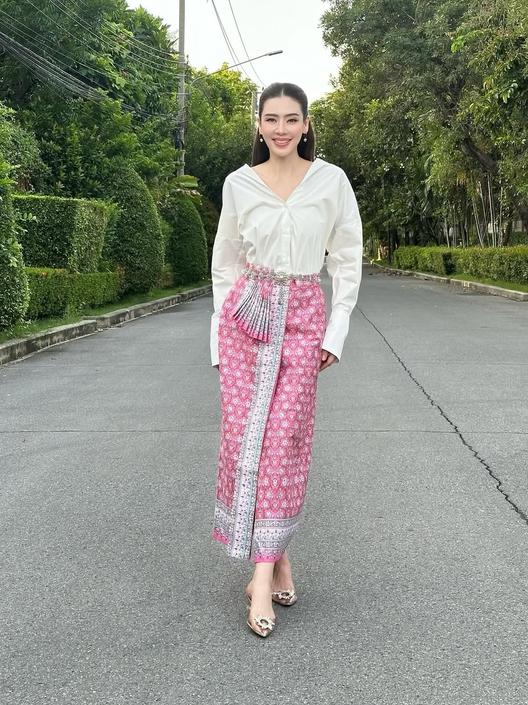 เอ๋ - พรทิพย์ สกิดใจ