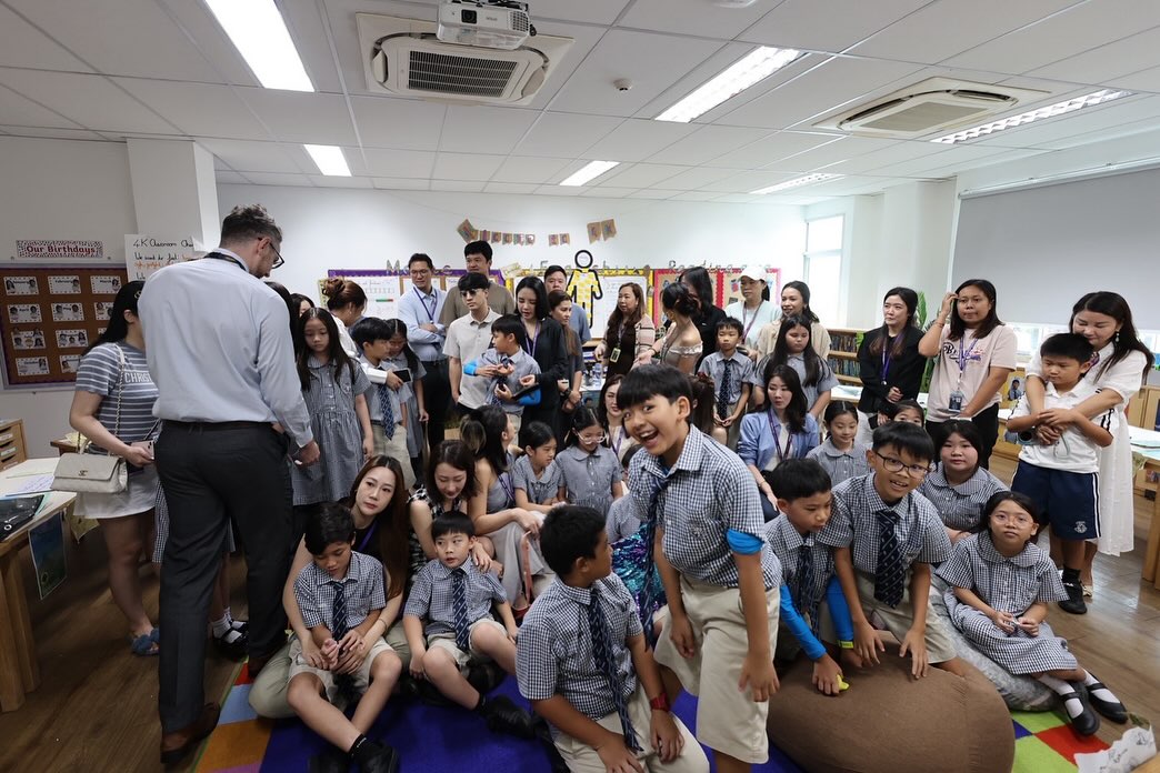 เอ๋ - พรทิพย์ สกิดใจ