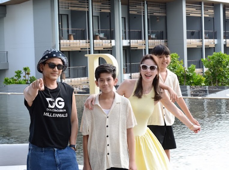 เอ๋ - พรทิพย์ สกิดใจ